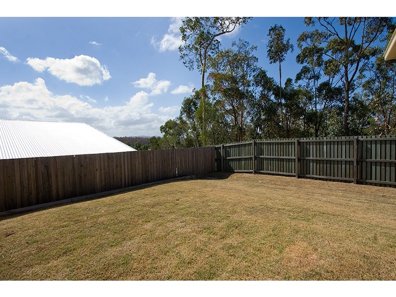 33 Zane Street, Molendinar QLD 4214