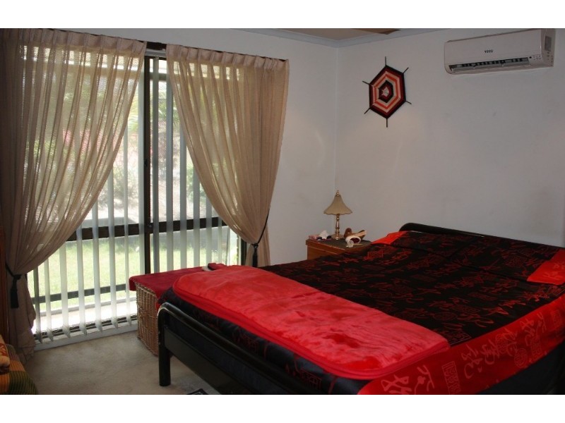 3 Sharne Court, Carrara QLD 4211