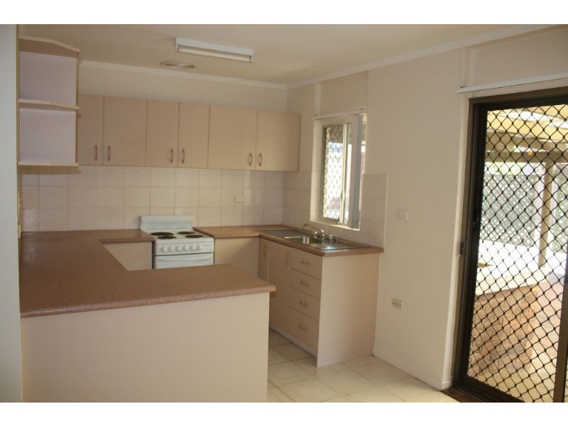 4 ST Nicholas Street, Runaway Bay QLD 4216