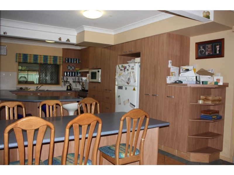 51 Collins Crescent, Benowa QLD 4217