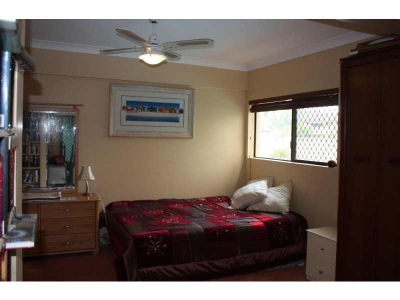 51 Collins Crescent, Benowa QLD 4217