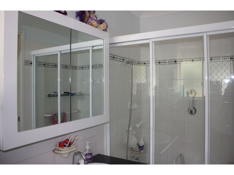 19 Tuena Street, Mudgeeraba QLD 4213