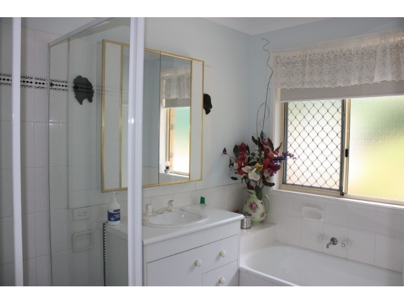 19 Tuena Street, Mudgeeraba QLD 4213