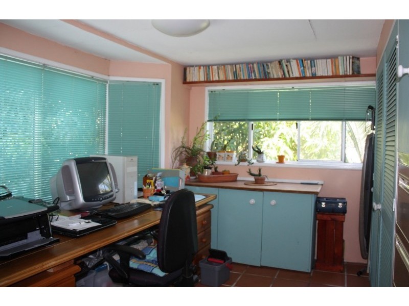 17 Heeb Street, Bundall QLD 4217