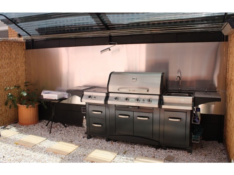 17 Heeb Street, Bundall QLD 4217