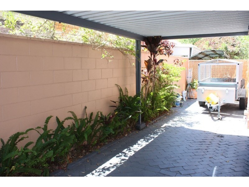 17 Heeb Street, Bundall QLD 4217