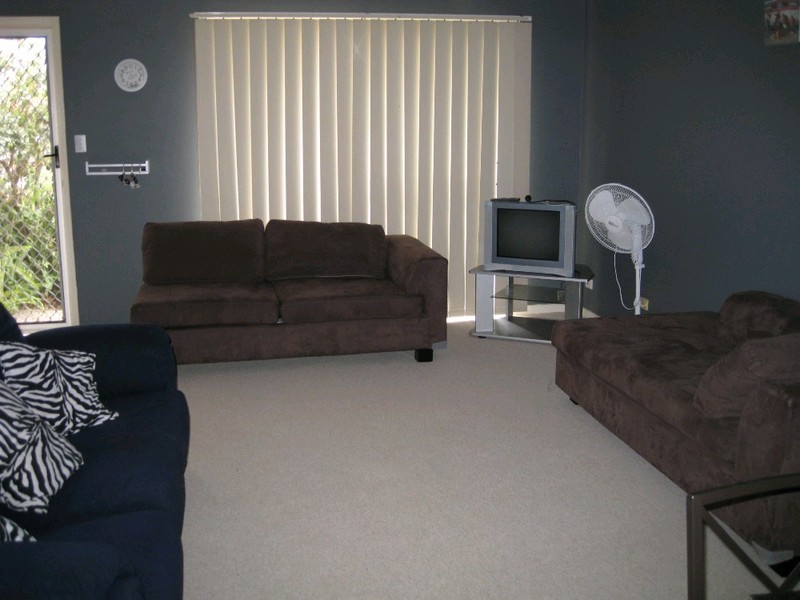 1/84 Highfield Drive, Merrimac QLD 4226