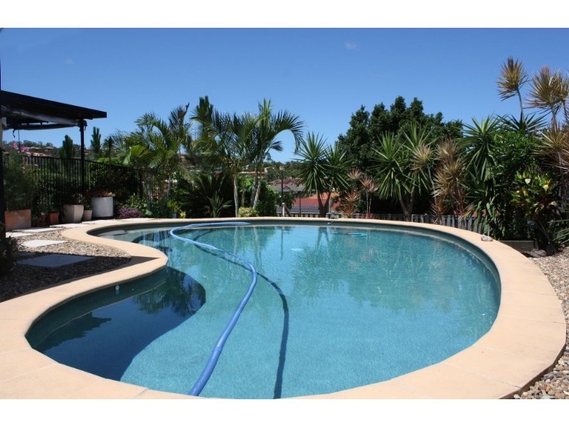 8 Duice Court, Oxenford QLD 4210