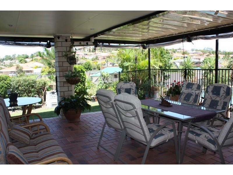 8 Duice Court, Oxenford QLD 4210