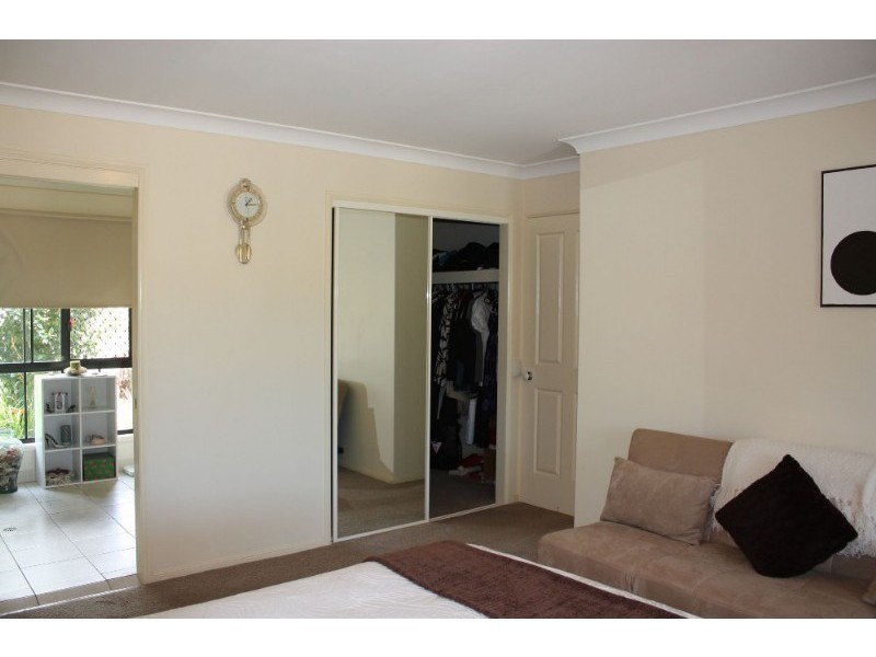 8 Duice Court, Oxenford QLD 4210