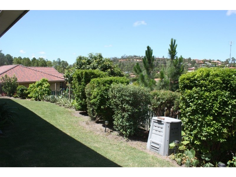 8 Duice Court, Oxenford QLD 4210