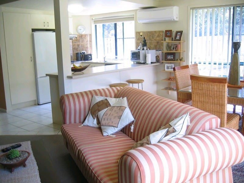 3/121 Greenacre Drive, Parkwood QLD 4214