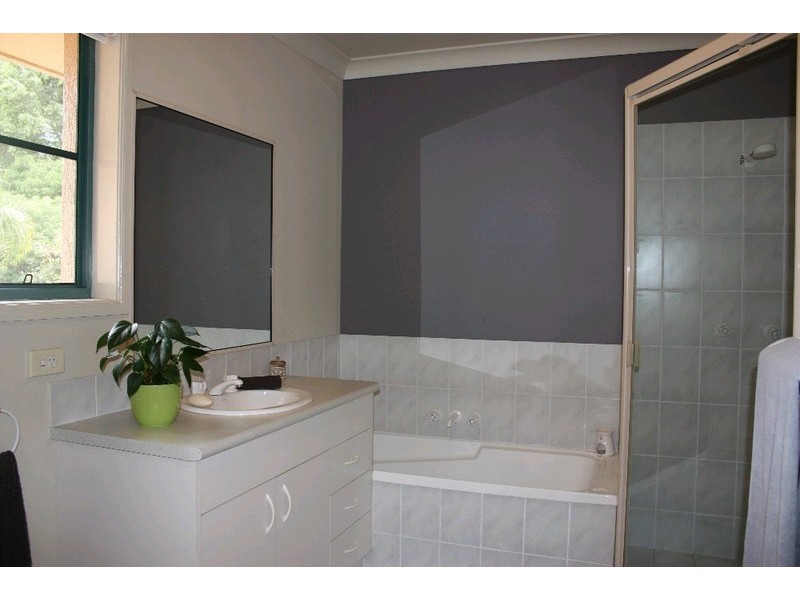 3/121 Greenacre Drive, Parkwood QLD 4214