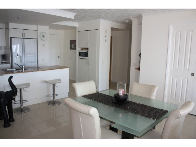 46/2898 Gold Coast Highway, Surfers Paradise QLD 4217