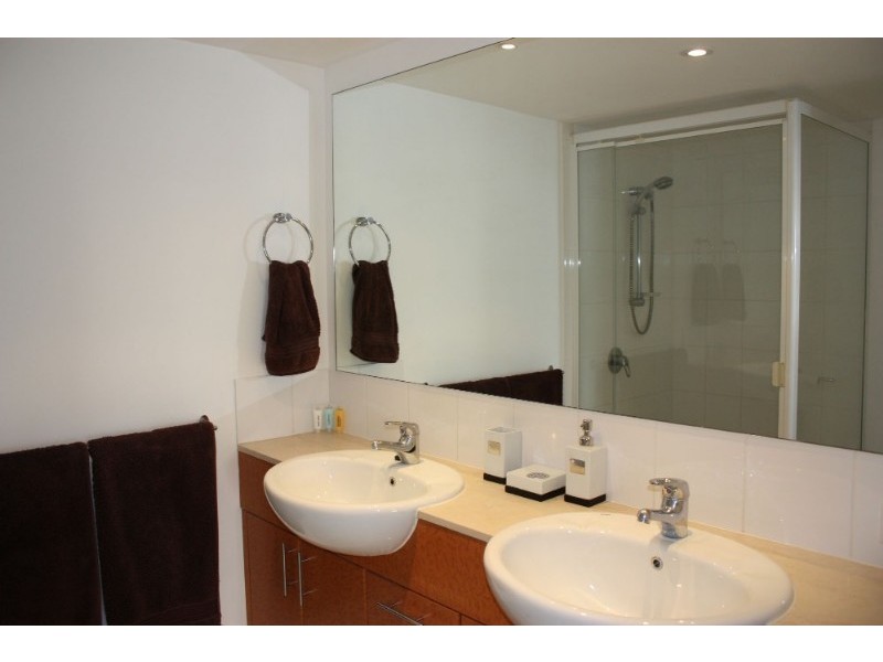 46/2898 Gold Coast Highway, Surfers Paradise QLD 4217