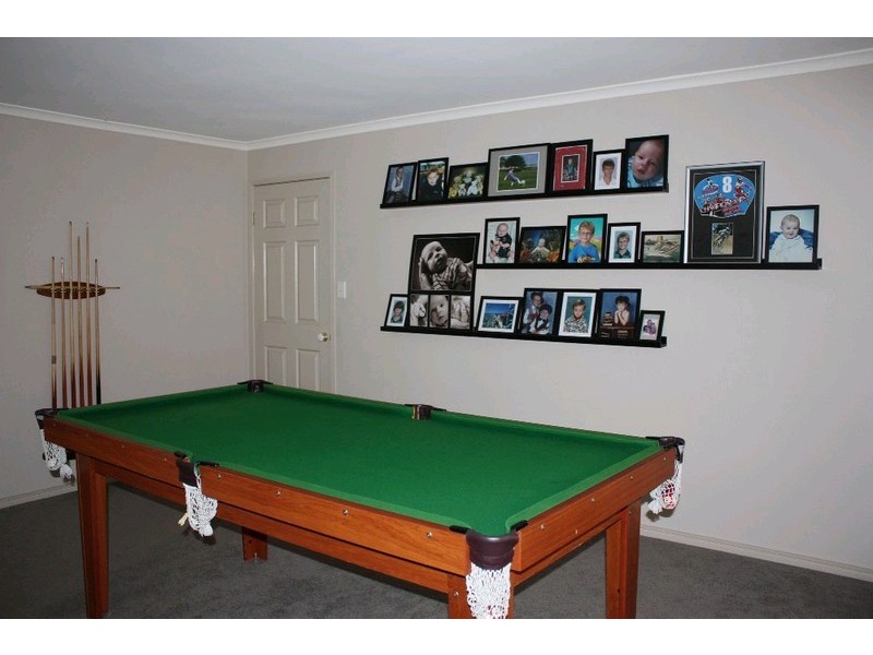 39 Howland Circuit, Pacific Pines QLD 4211