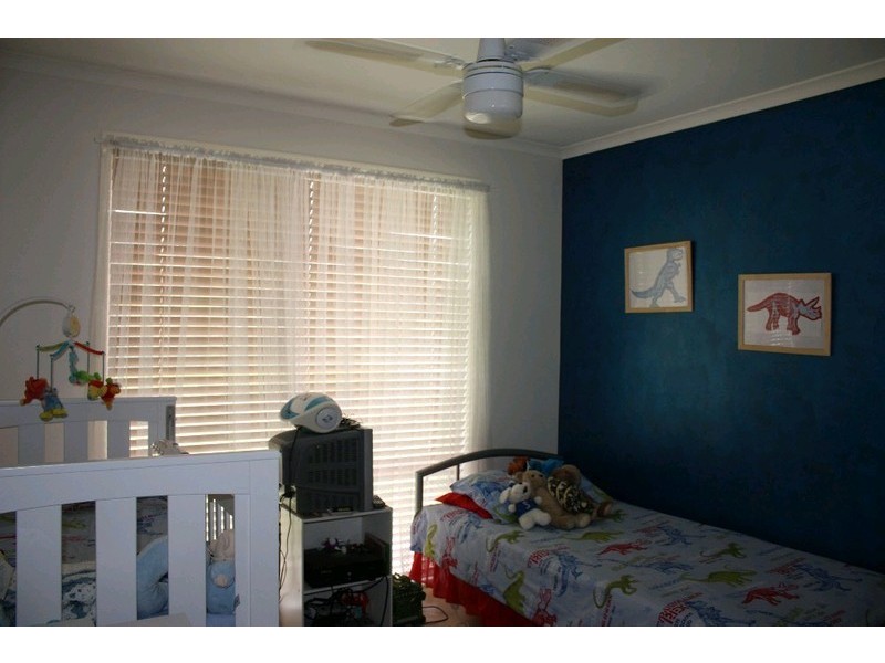 39 Howland Circuit, Pacific Pines QLD 4211