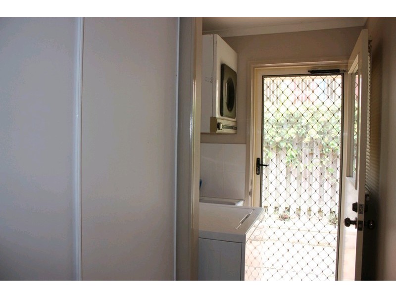 39 Howland Circuit, Pacific Pines QLD 4211