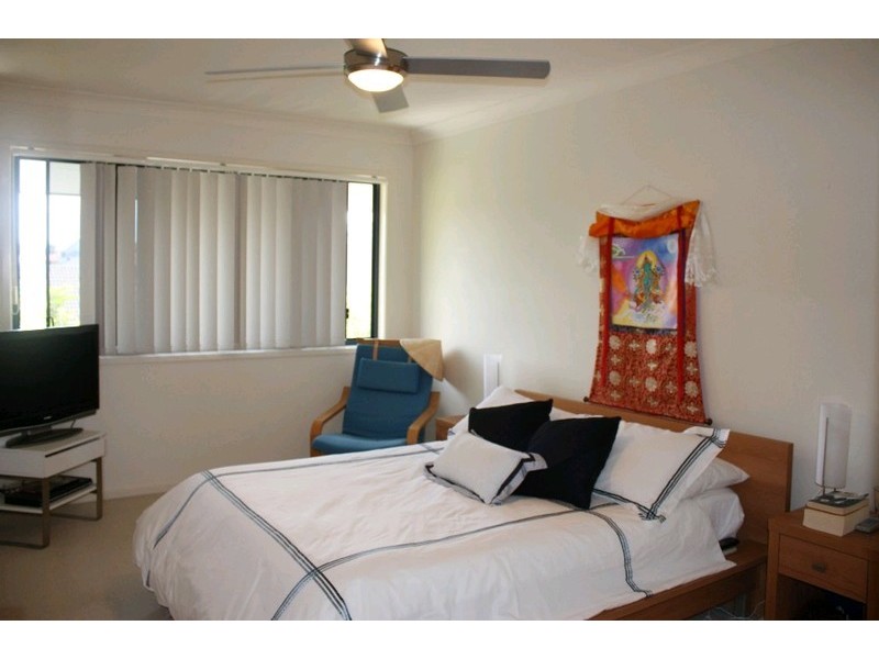 4/6 Winton Terrace, Varsity Lakes QLD 4227