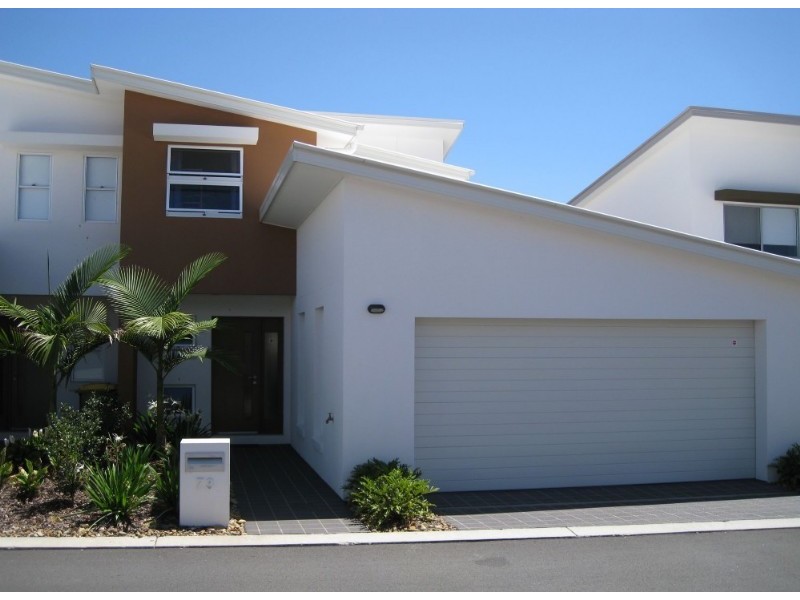 73 Venice Street, Burleigh Waters QLD 4220