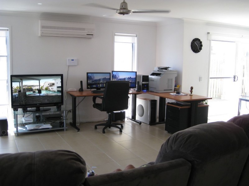 73 Venice Street, Burleigh Waters QLD 4220