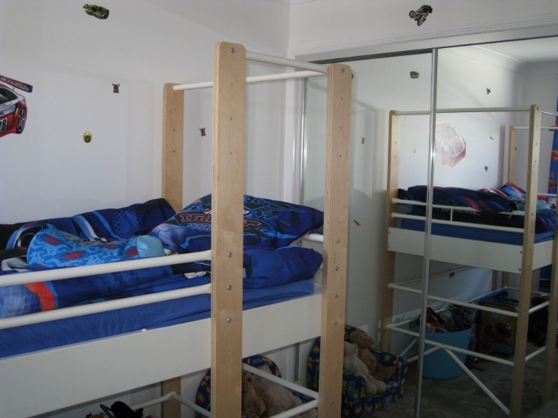 73 Venice Street, Burleigh Waters QLD 4220