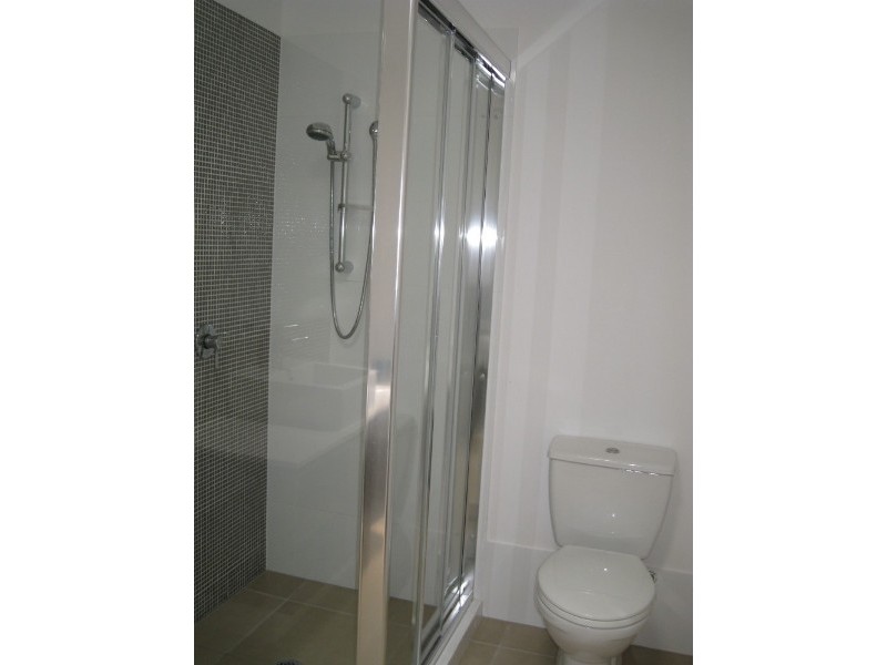 73 Venice Street, Burleigh Waters QLD 4220