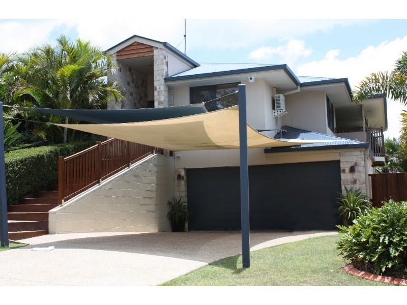 3 Gould Place, Pacific Pines QLD 4211