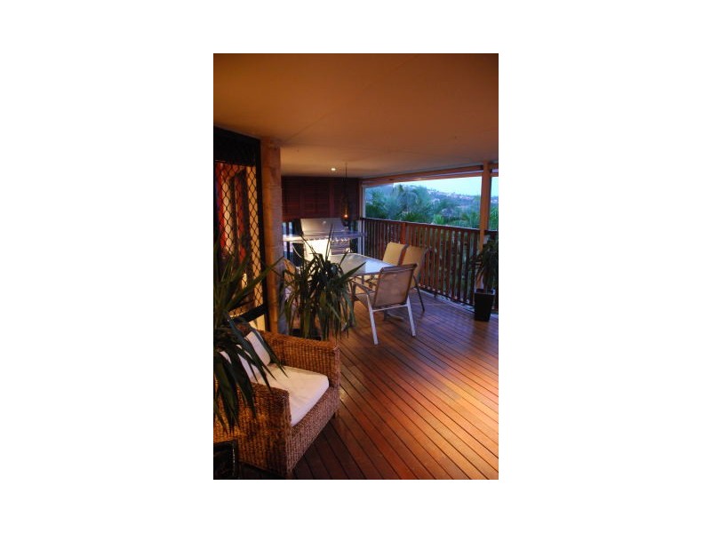 3 Gould Place, Pacific Pines QLD 4211