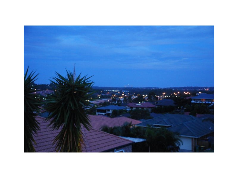 3 Gould Place, Pacific Pines QLD 4211