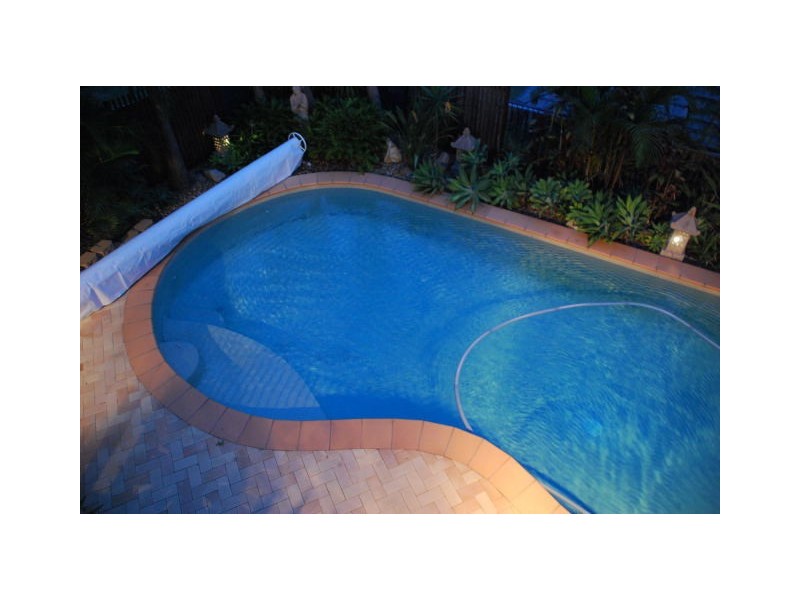 3 Gould Place, Pacific Pines QLD 4211