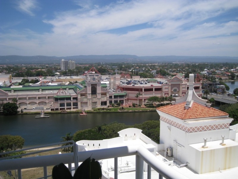 1141/2623 Gold Coast Highway, Broadbeach QLD 4218