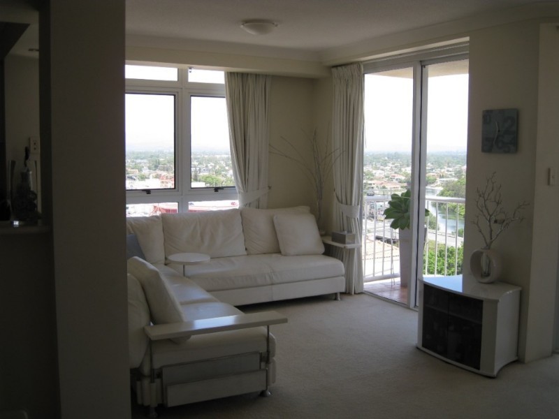 1141/2623 Gold Coast Highway, Broadbeach QLD 4218