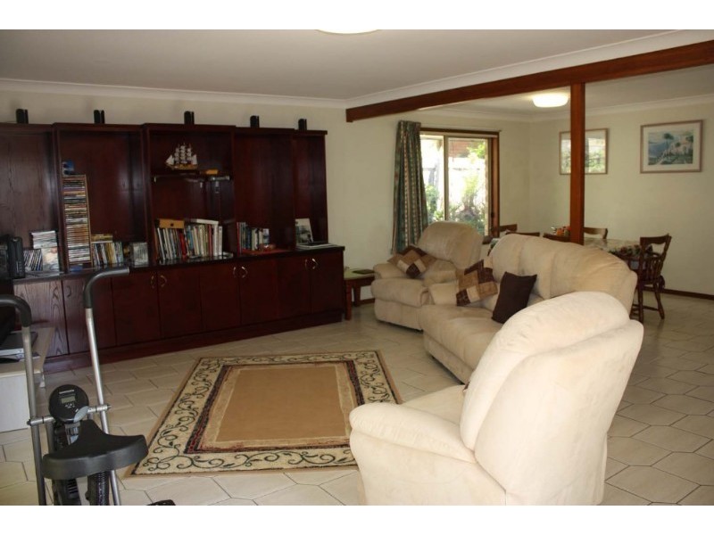 301 Central Street, Arundel QLD 4214