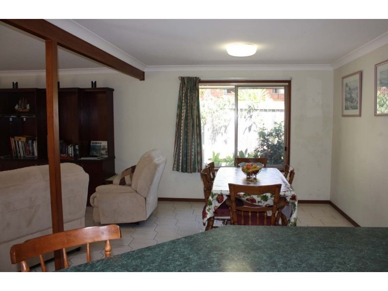 301 Central Street, Arundel QLD 4214