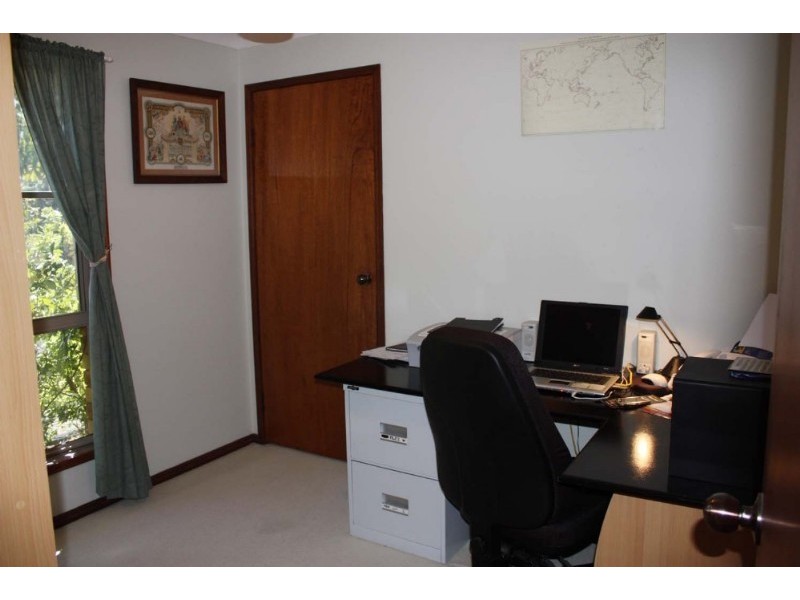 301 Central Street, Arundel QLD 4214