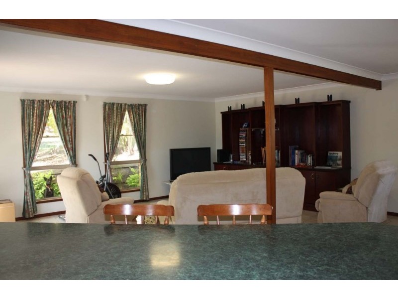 301 Central Street, Arundel QLD 4214