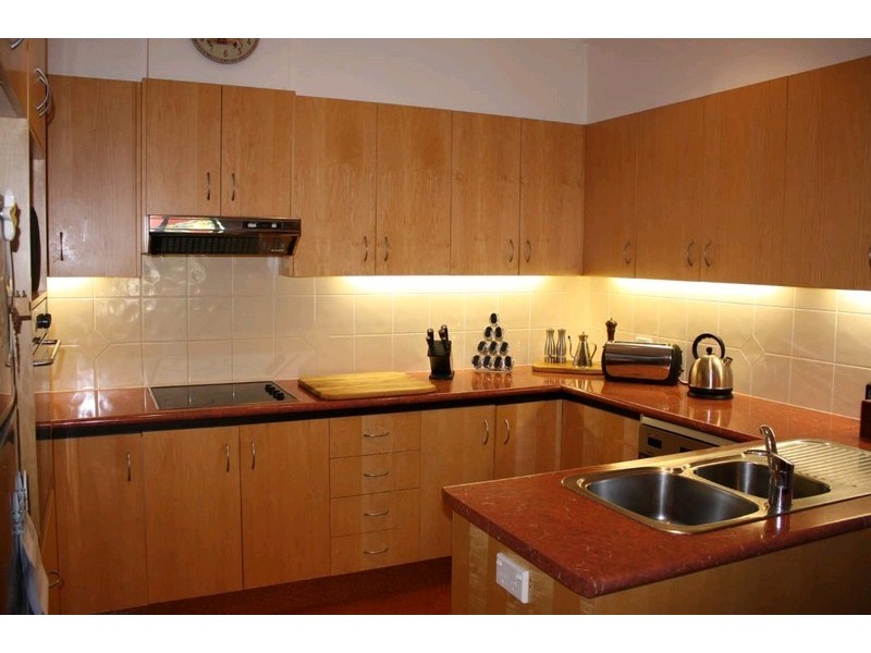 2/12 Billington Street, Labrador QLD 4215