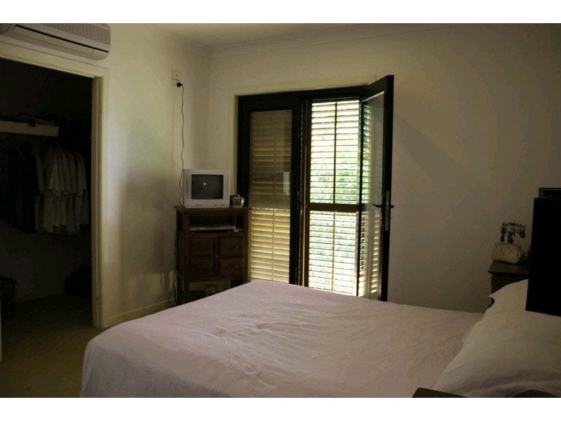 2/12 Billington Street, Labrador QLD 4215