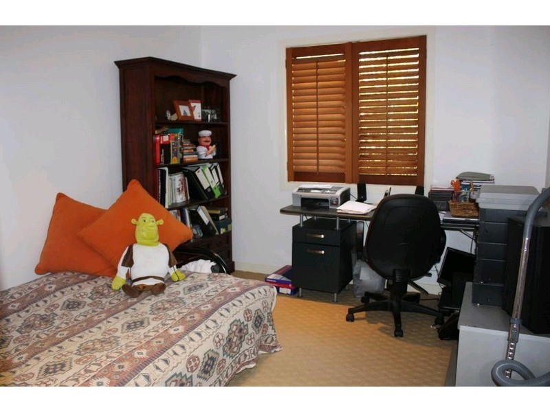 2/12 Billington Street, Labrador QLD 4215