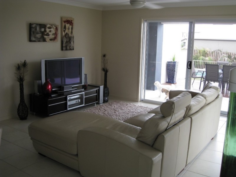 7 Koolang Crescent, Reedy Creek QLD 4227