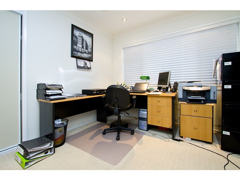 5 McCleary Street, Sorrento QLD 4217