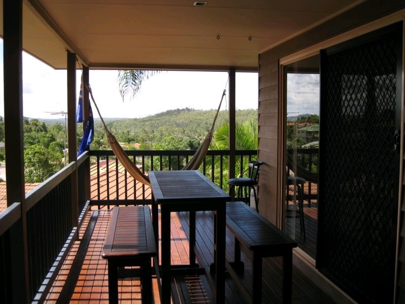 12 Bellona Court, Pacific Pines QLD 4211