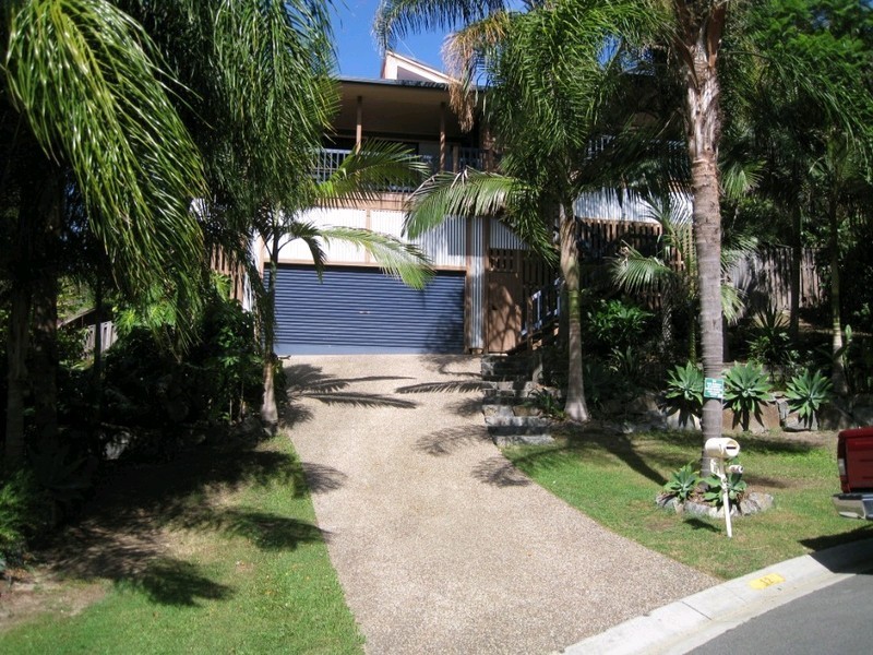 12 Bellona Court, Pacific Pines QLD 4211