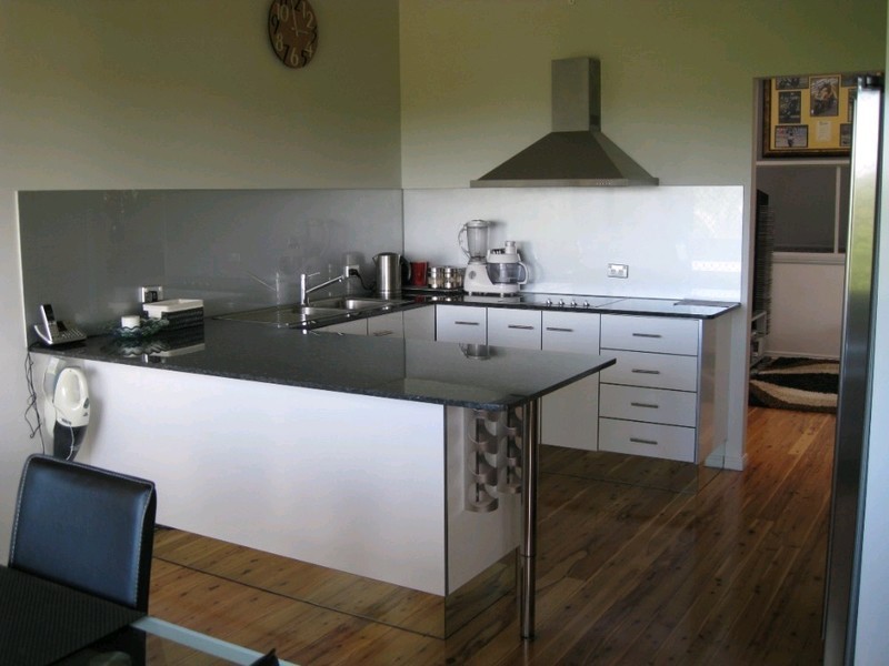 12 Bellona Court, Pacific Pines QLD 4211