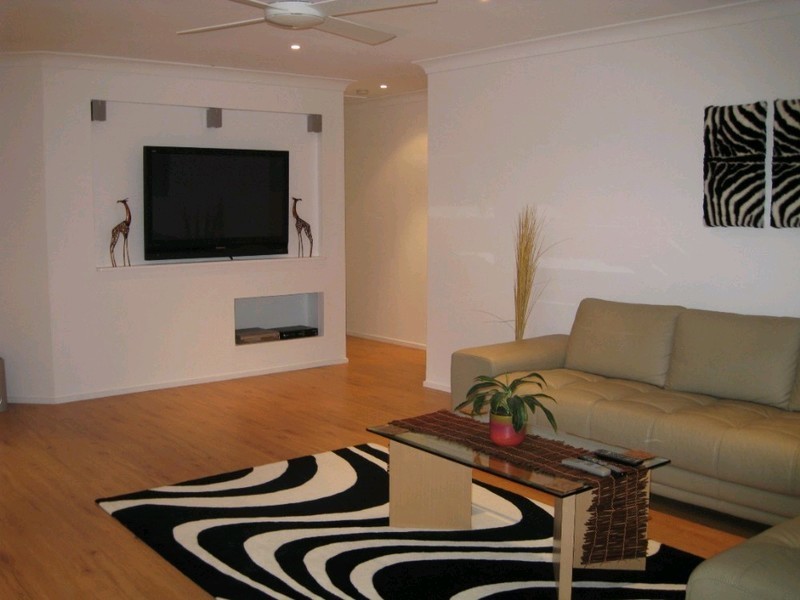 5 Baxter Court, Arundel QLD 4214