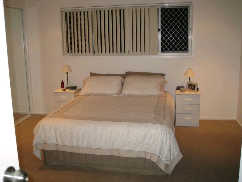 5 Baxter Court, Arundel QLD 4214