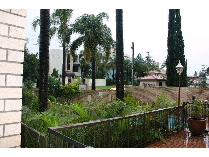 3/16 St Kilda Avenue, Broadbeach QLD 4218