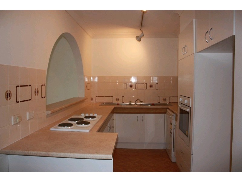 3/16 St Kilda Avenue, Broadbeach QLD 4218