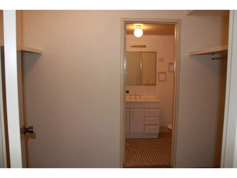 3/16 St Kilda Avenue, Broadbeach QLD 4218